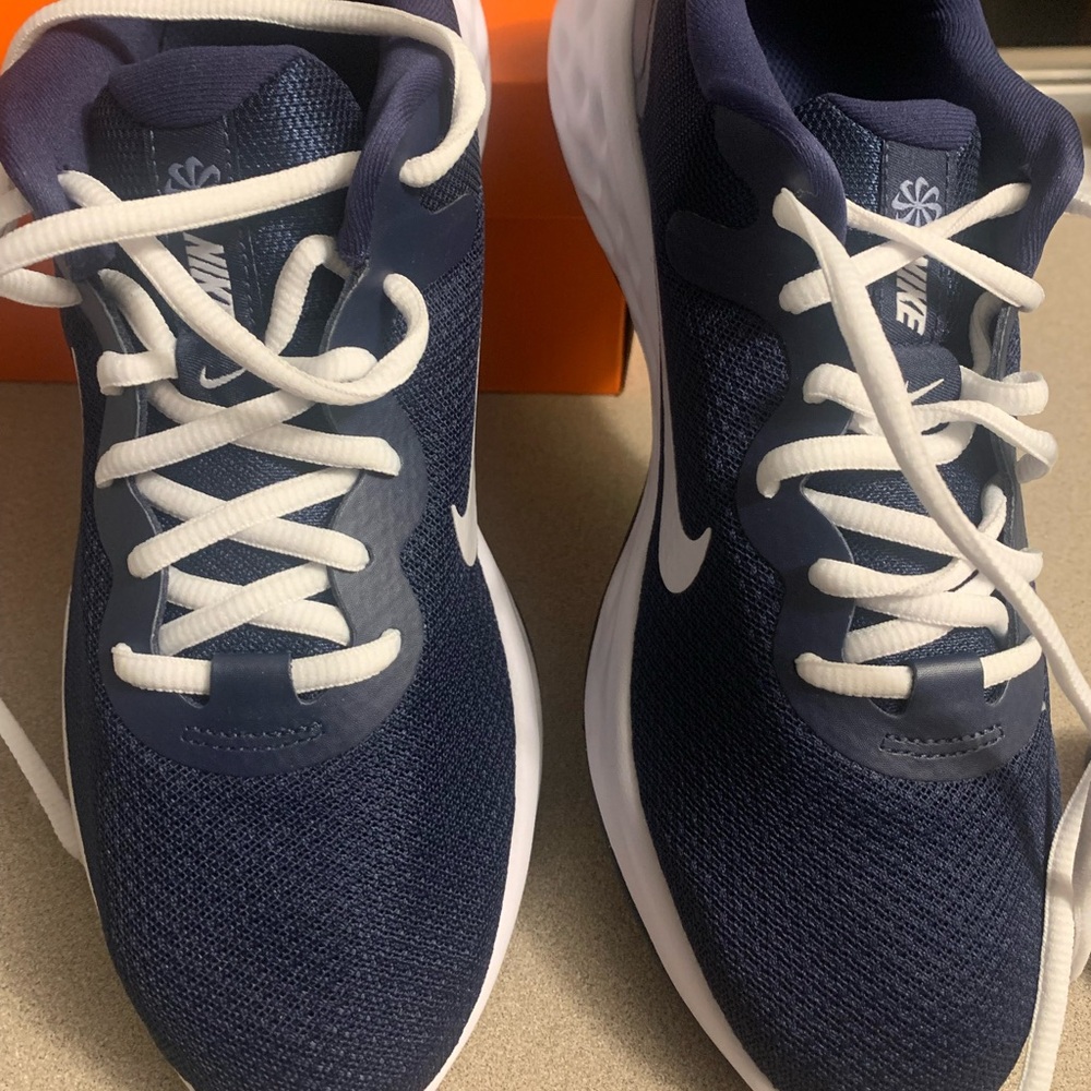 Nike Revolution 6 NN Shoes